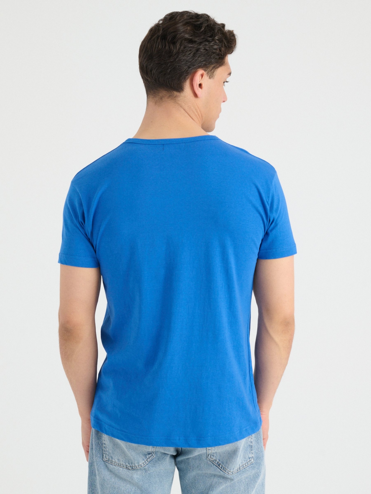Basic T-shirt with baker's collar electric blue middle back view