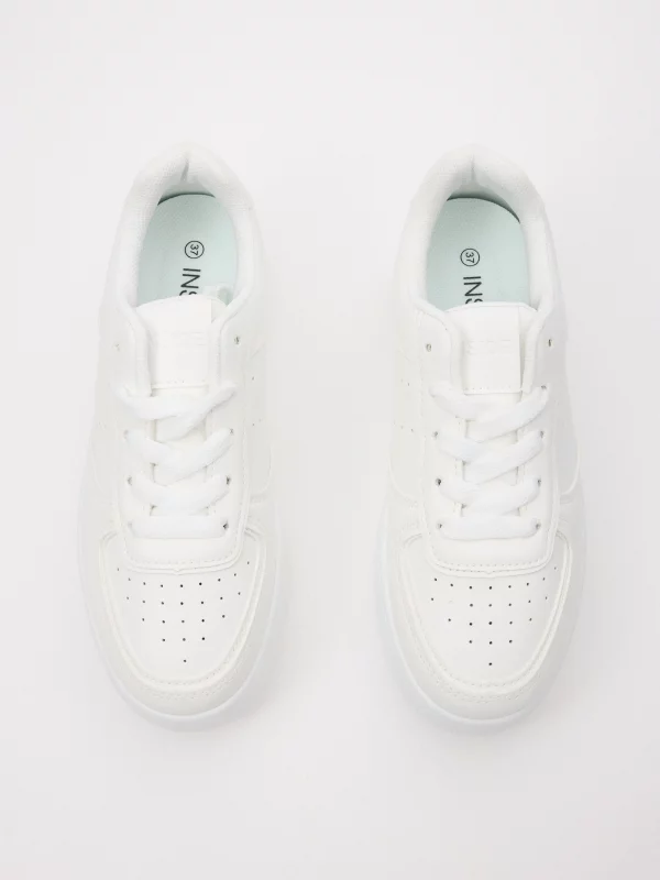 White platform low sneakers white zenithal view