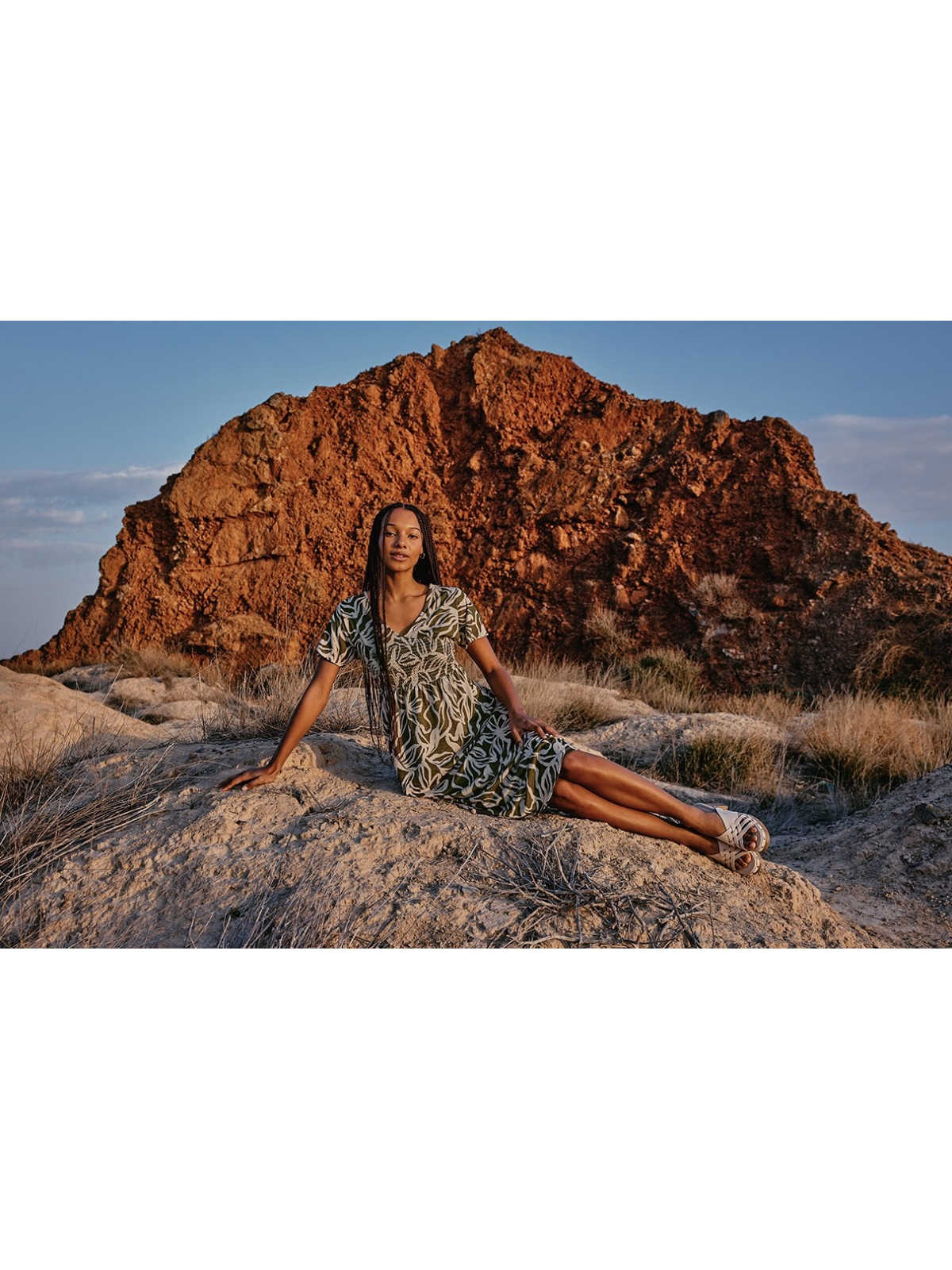 %NewExtra% Printed midi dress green