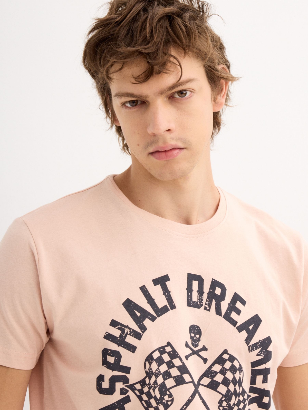 Camiseta manga corta Asphalt dreamers rosa nude vista detalle