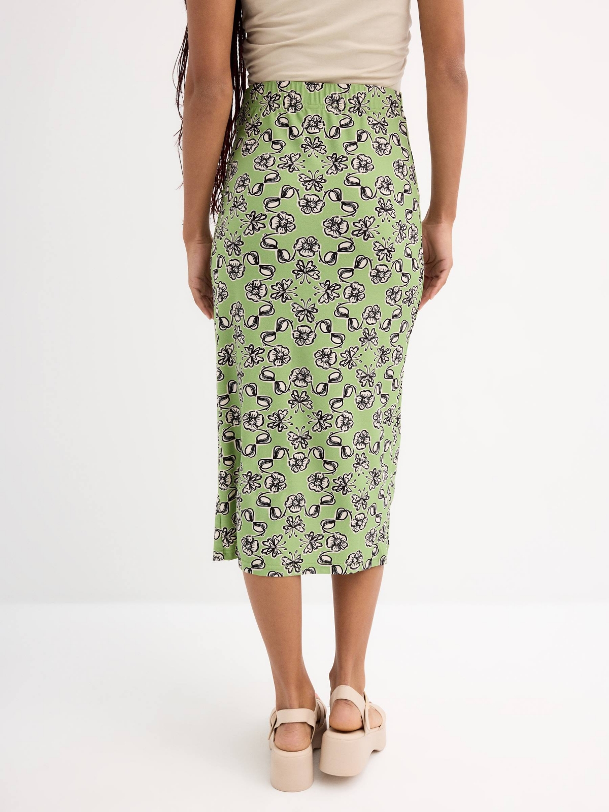 Floral print midi skirt olive green general front view