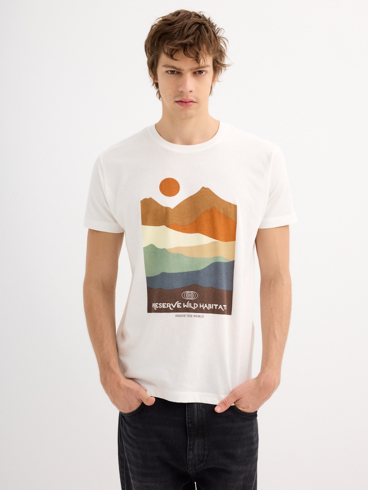 Camiseta de manga curta Wild Habitat off white vista meia frontal