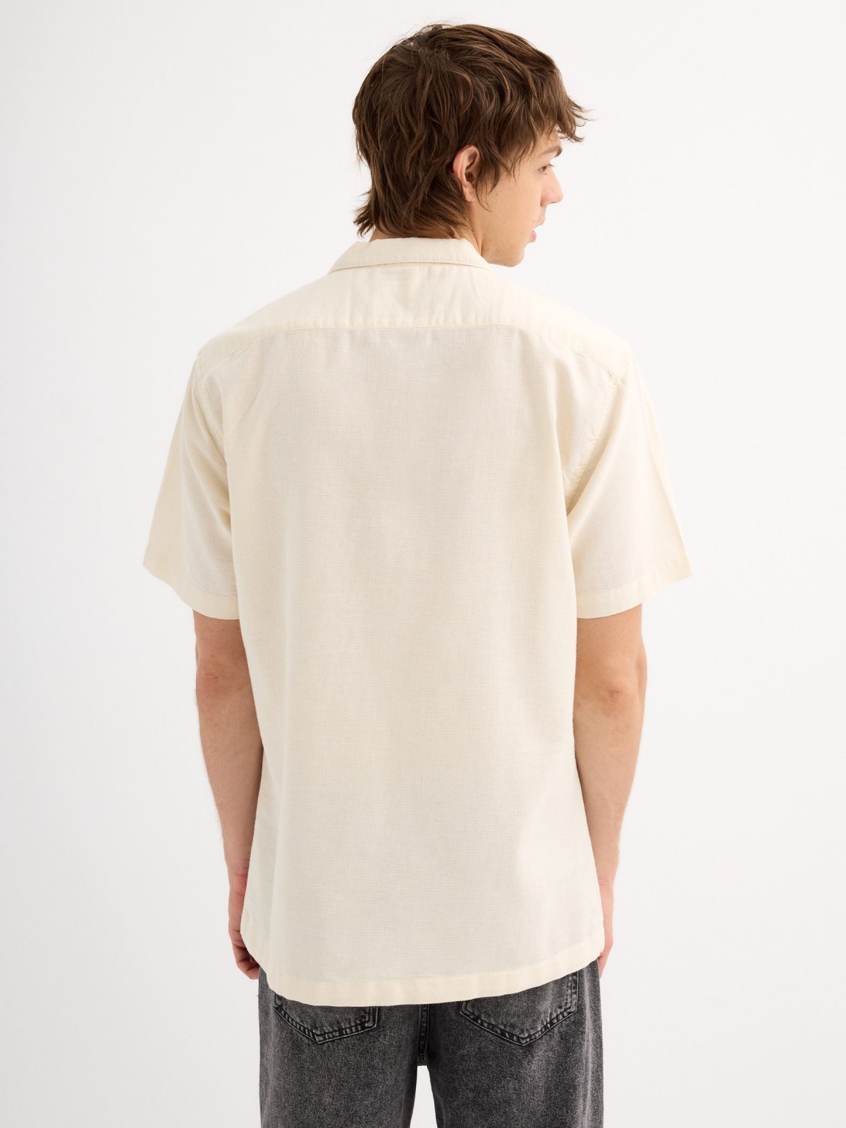 Short sleeve shirt raw middle back view