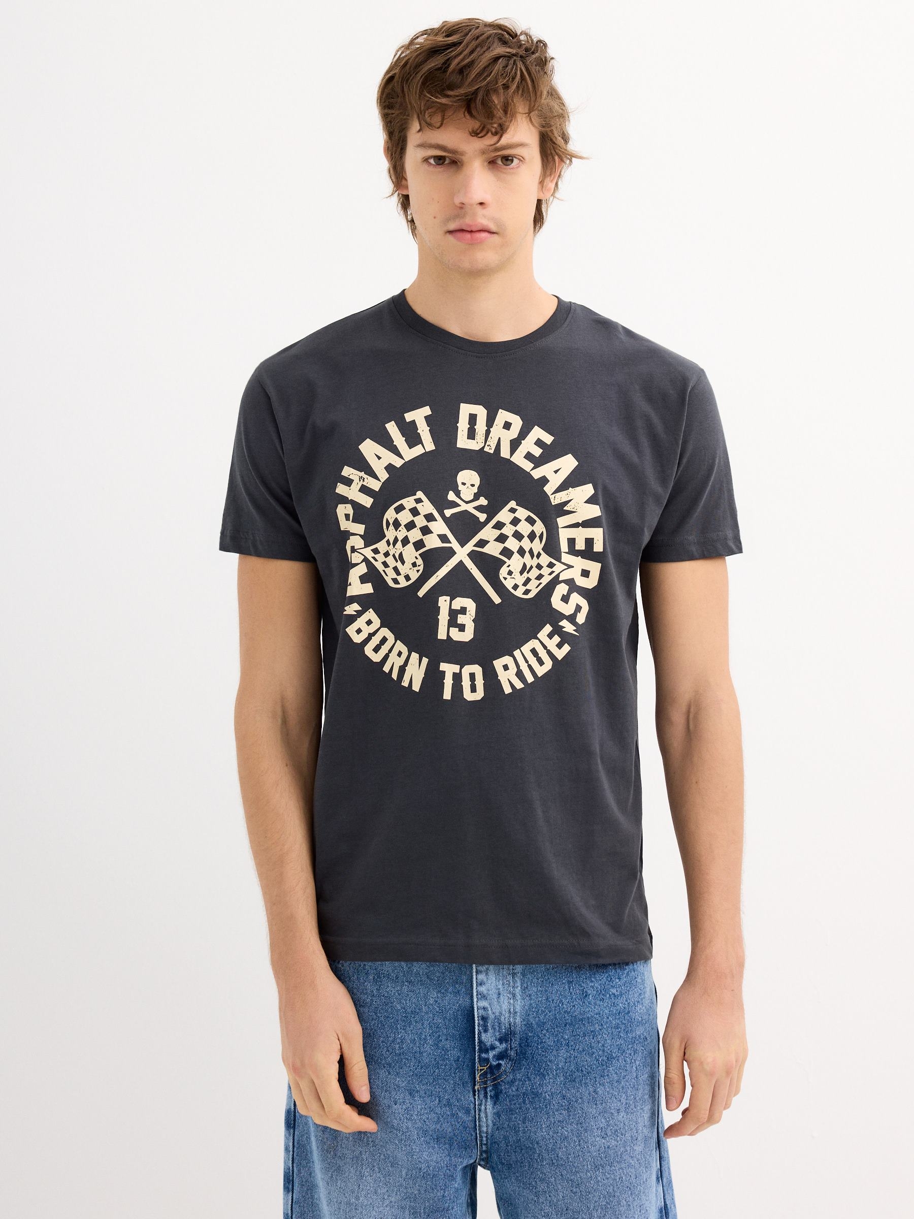 Short sleeve t-shirt Asphalt dreamers dark grey middle front view