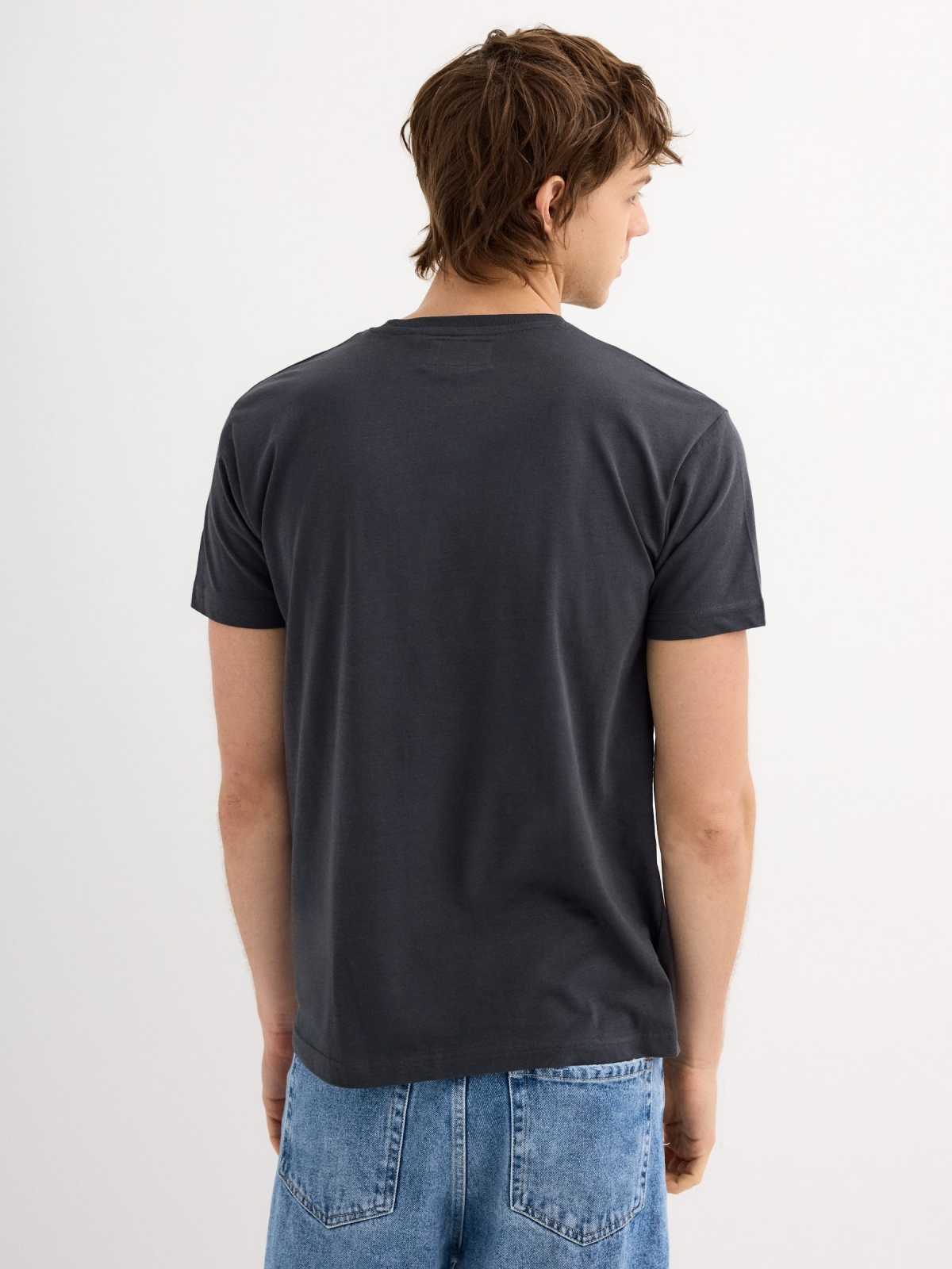 Camiseta manga corta Asphalt dreamers gris oscuro vista media trasera