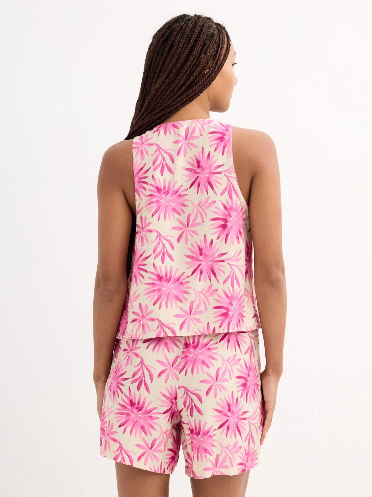 Fluid printed shorts beige middle back view