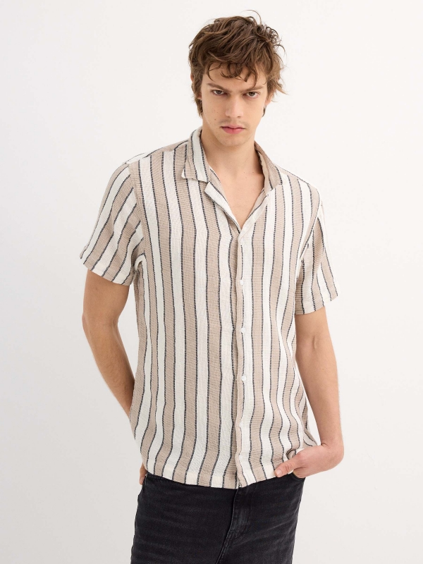 Rustic short-sleeve striped shirt beige middle front view