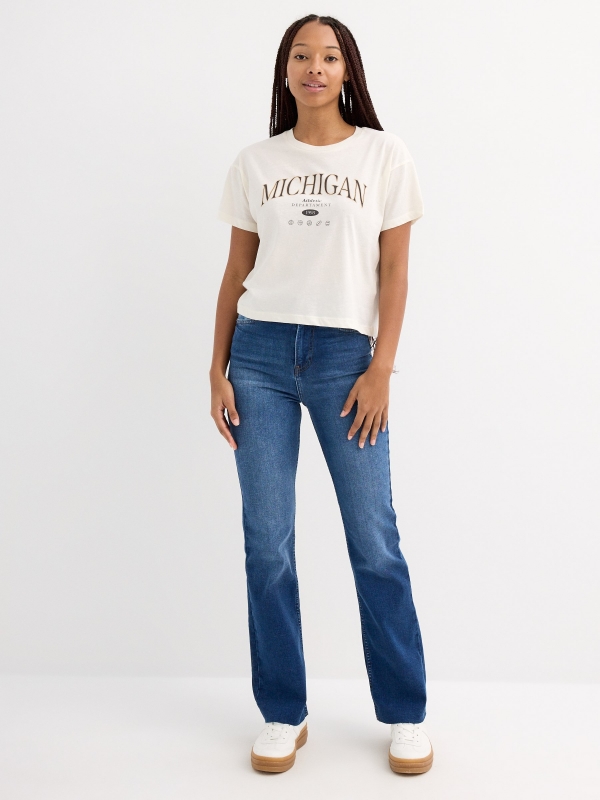 Camiseta crop manga corta Michigan blanco roto vista general frontal