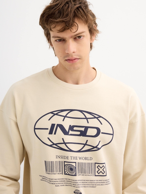 Sweatshirt without hood fleece sand detail view