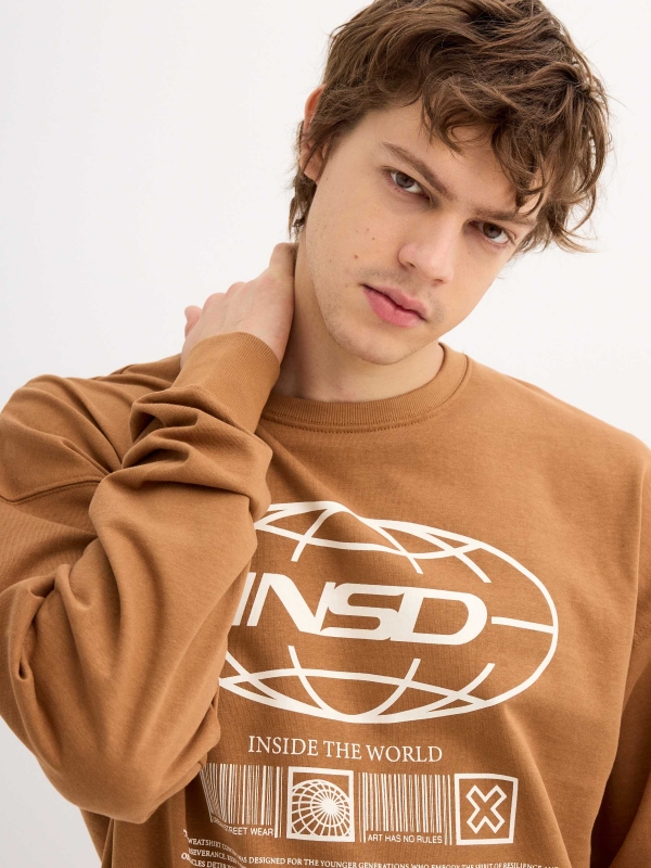 Sweatshirt without hood fleece light brown detail view