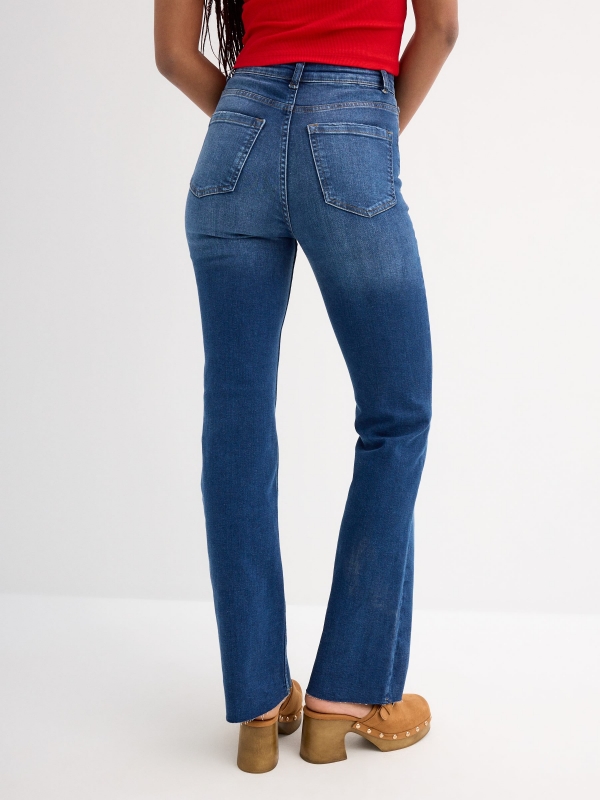 Jeans flare azul escuro azul escuro vista meia traseira