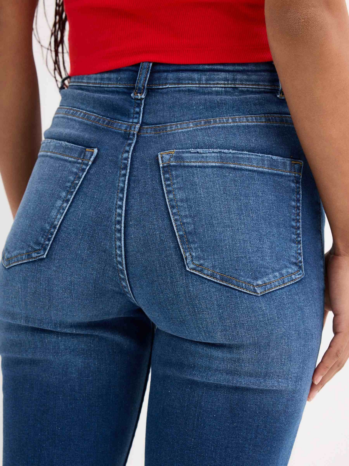 Jeans flare azul escuro azul escuro vista detalhe