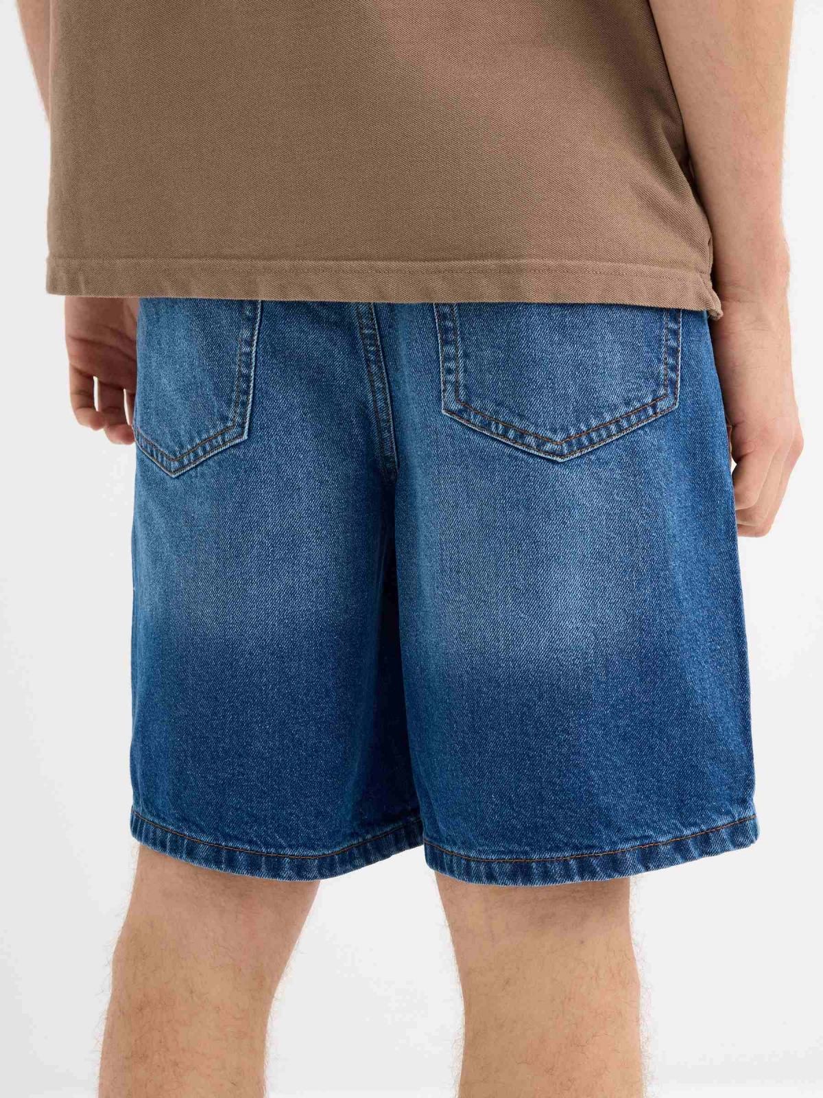 Straight denim bermudas blue back detail view