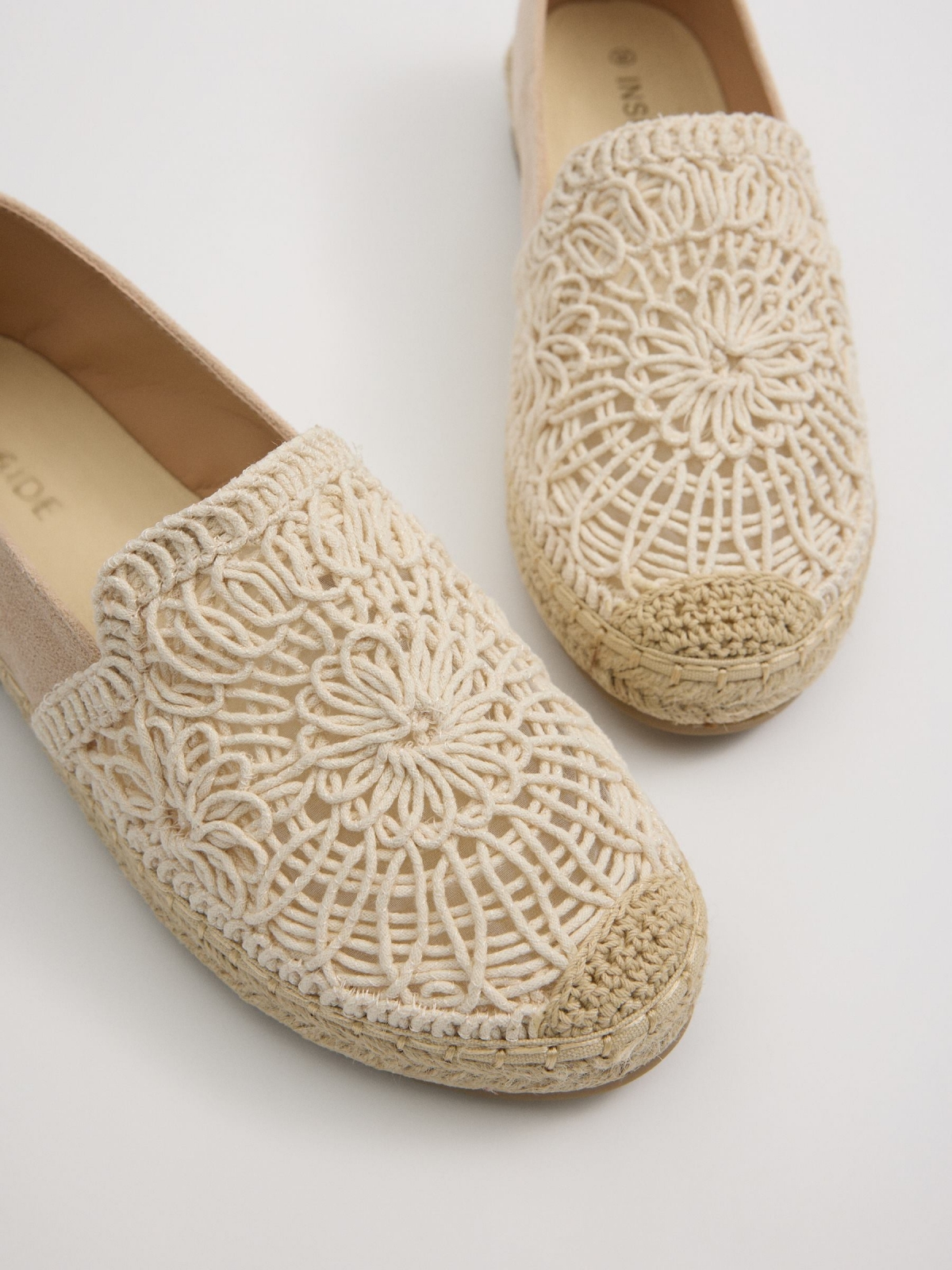 Embroidered espadrilles off white detail view