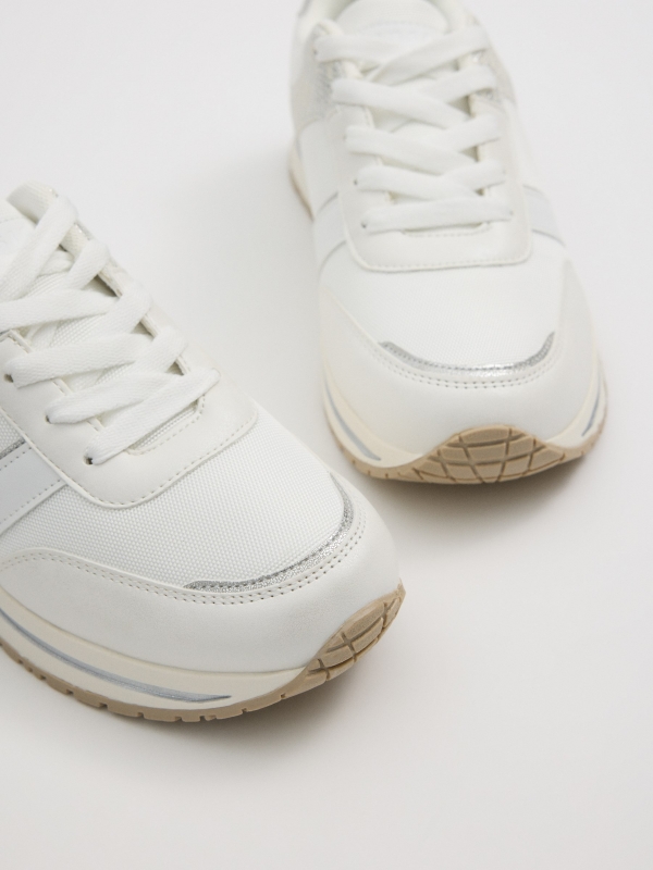 Casual running sneakers white detail view