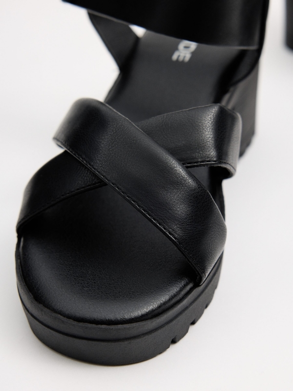 Cross-strap heeled sandals black detail view