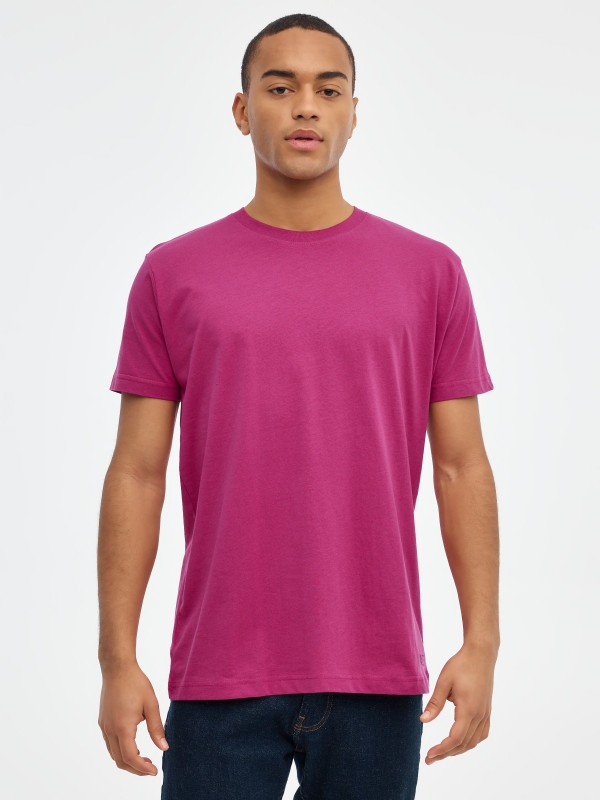 Camiseta básica manga corta berenjena vista media frontal