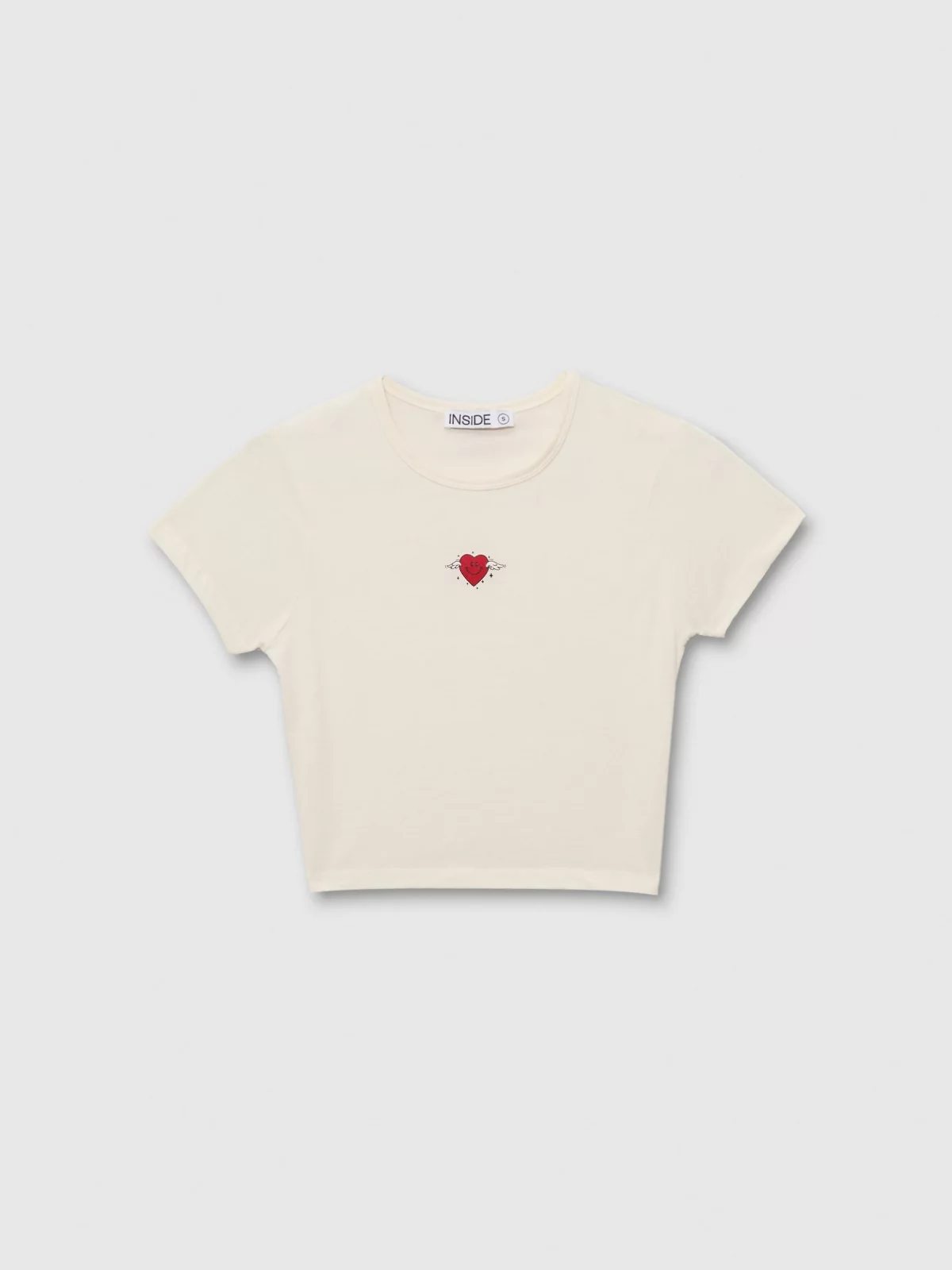  Camiseta crop manga corta corazón blanco roto vista frontal