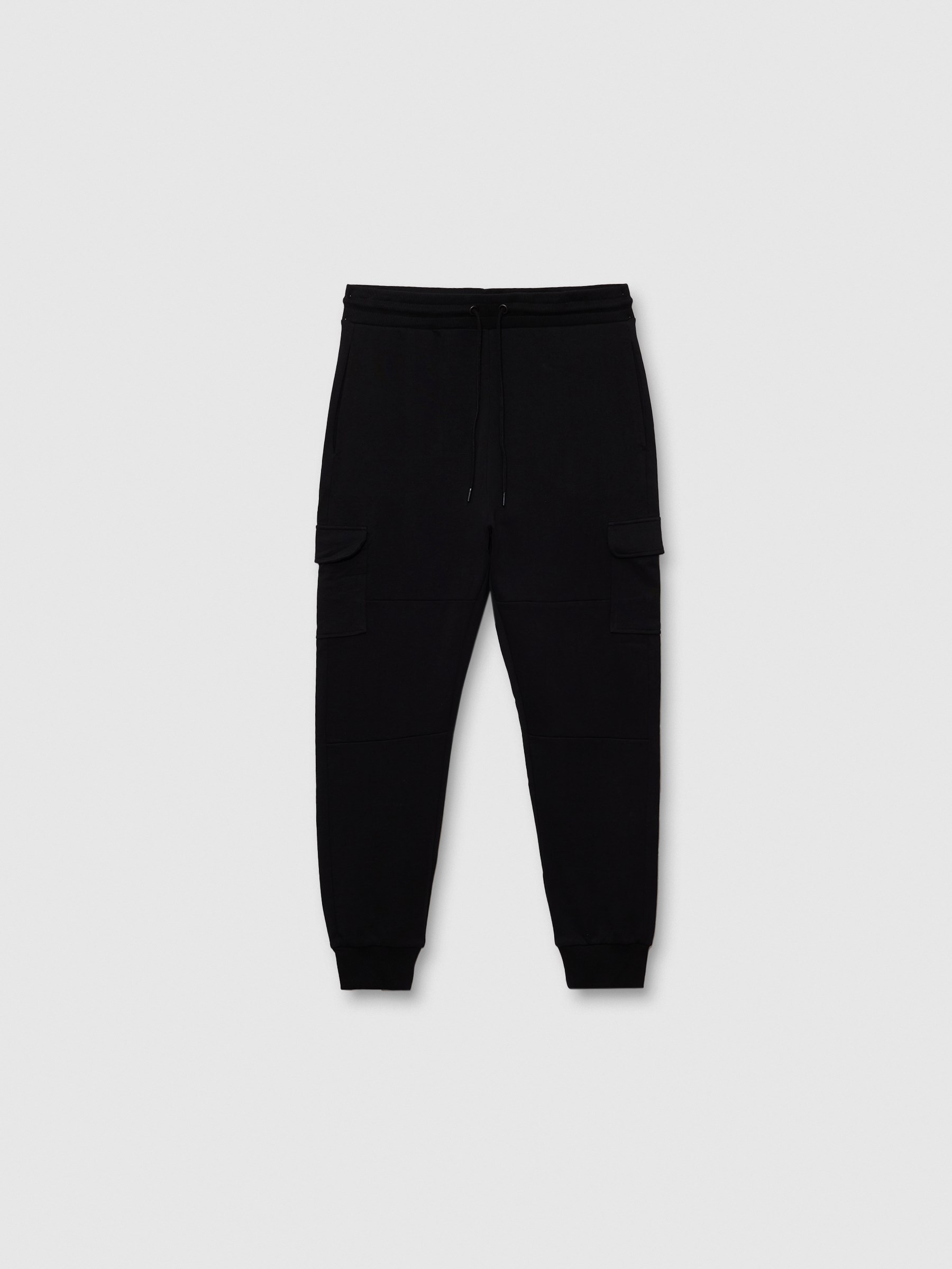 Calça jogger cargo felpa preto vista geral frontal