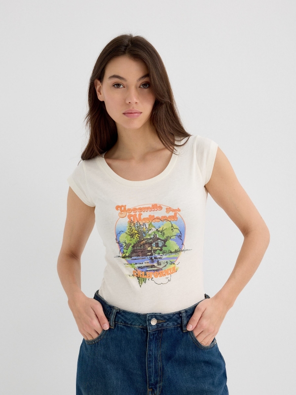 Camiseta de manga curta Yosemite off white vista meia frontal