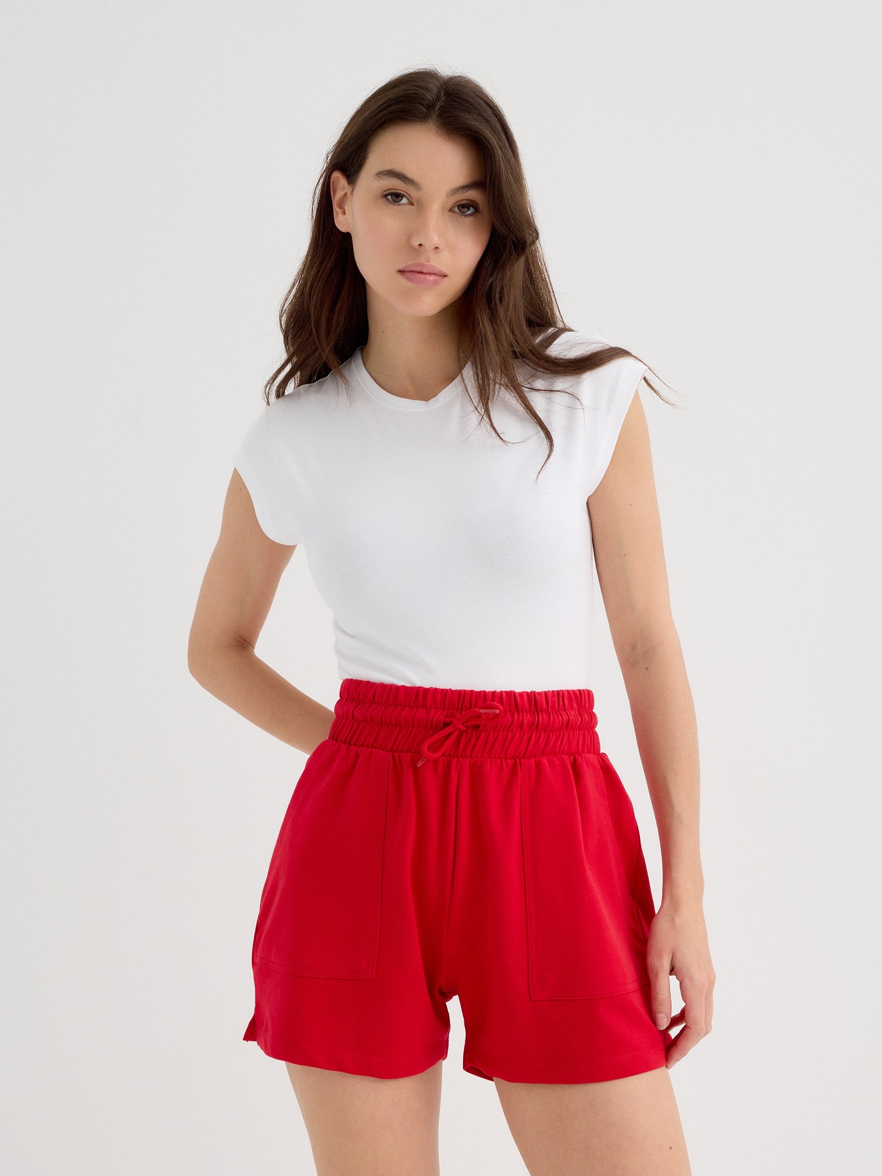 Fleece shorts carmine middle front view