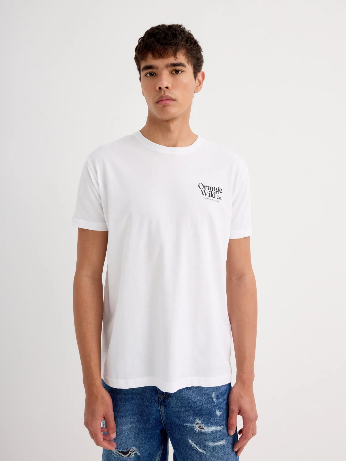 Camiseta de manga curta frutal branco vista meia frontal