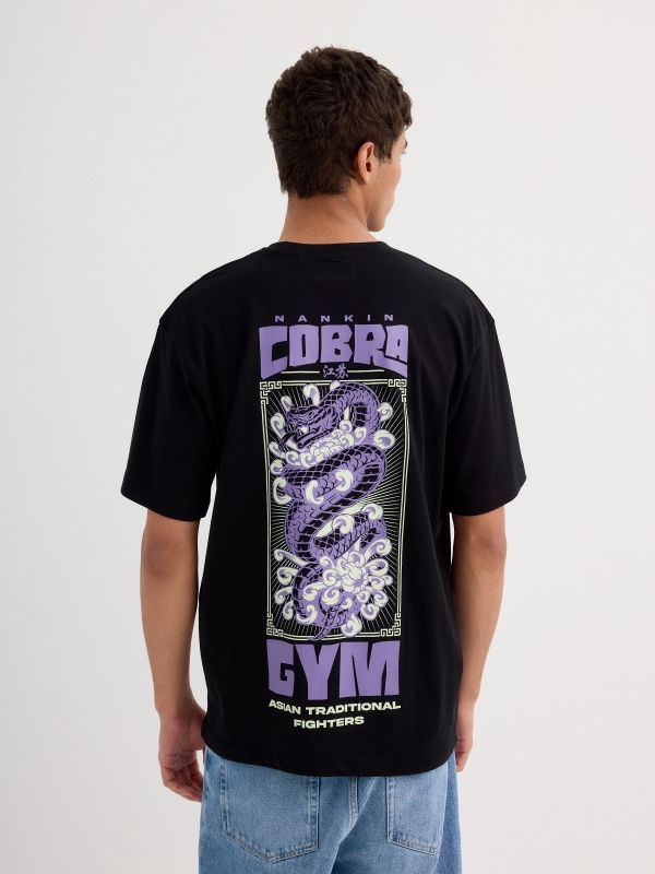 Camiseta manga corta Cobra Gim negro vista media trasera