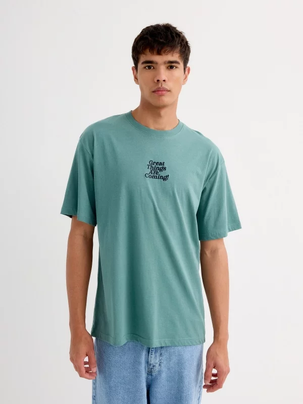 Short sleeve t-shirt Great Things green middle front view
