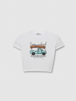 %Pto% Short sleeve crop top truck white front view