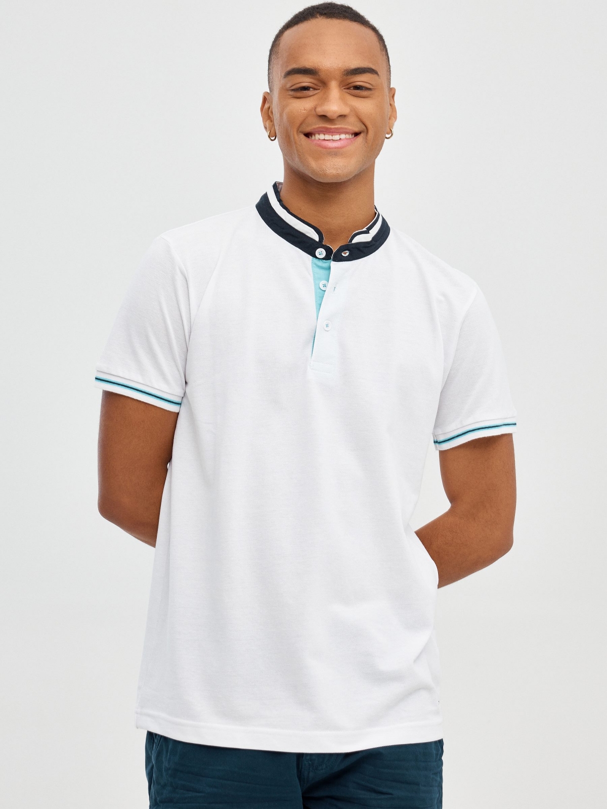 Piqué polo shirt mandarin collar white middle front view