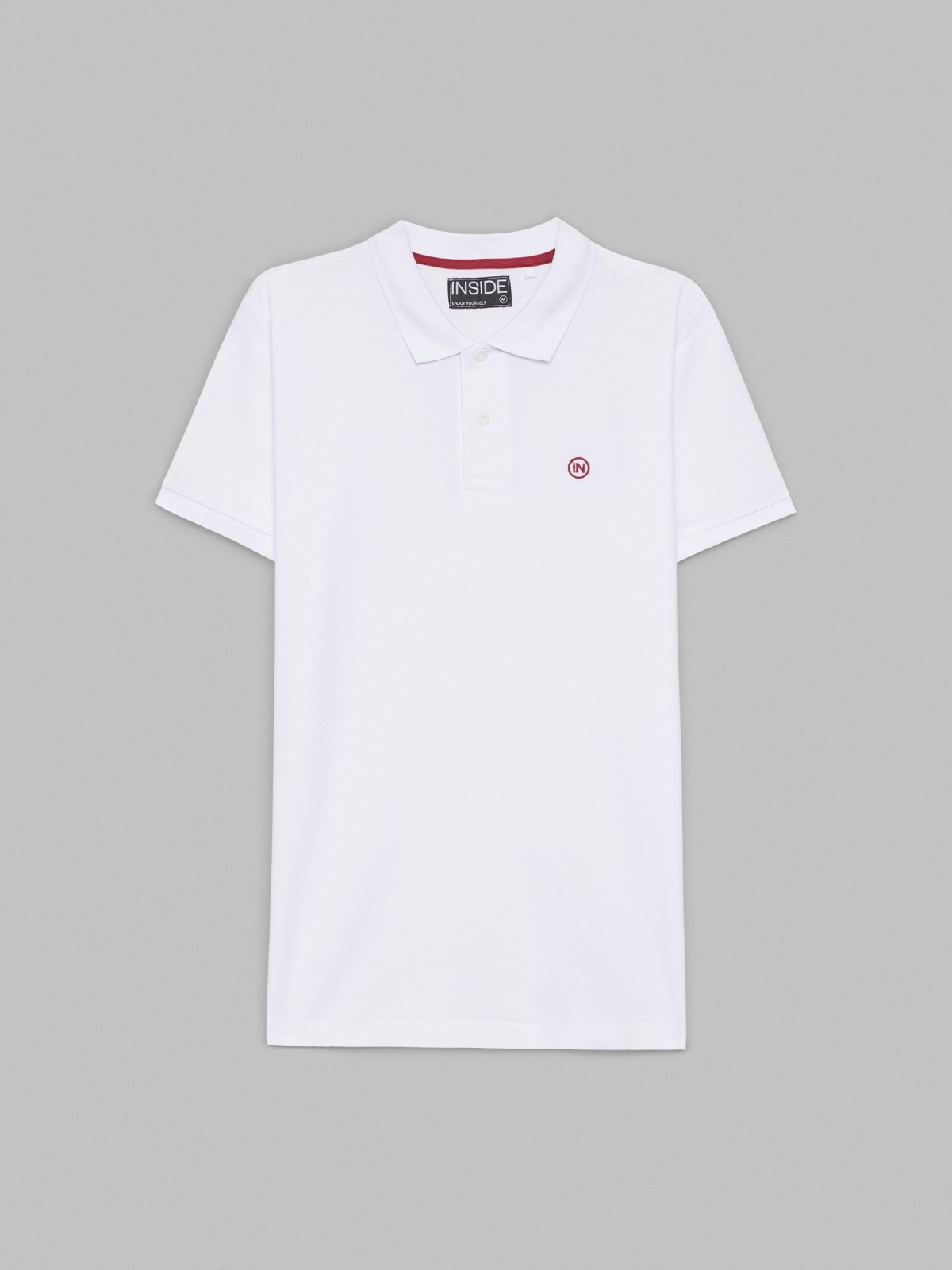  Camisa polo básica com logotipo gravado branco