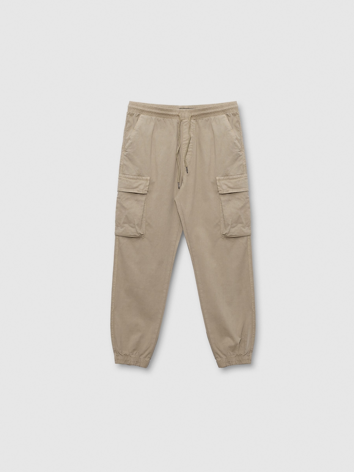  Pantalón jogger cargo marfil vista frontal