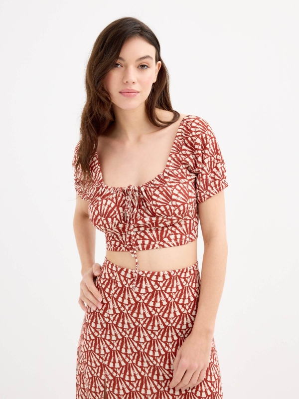 Printed tank top sand middle front view