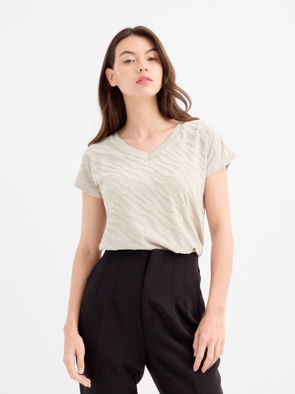 V-neck textured T-shirt taupe middle front view