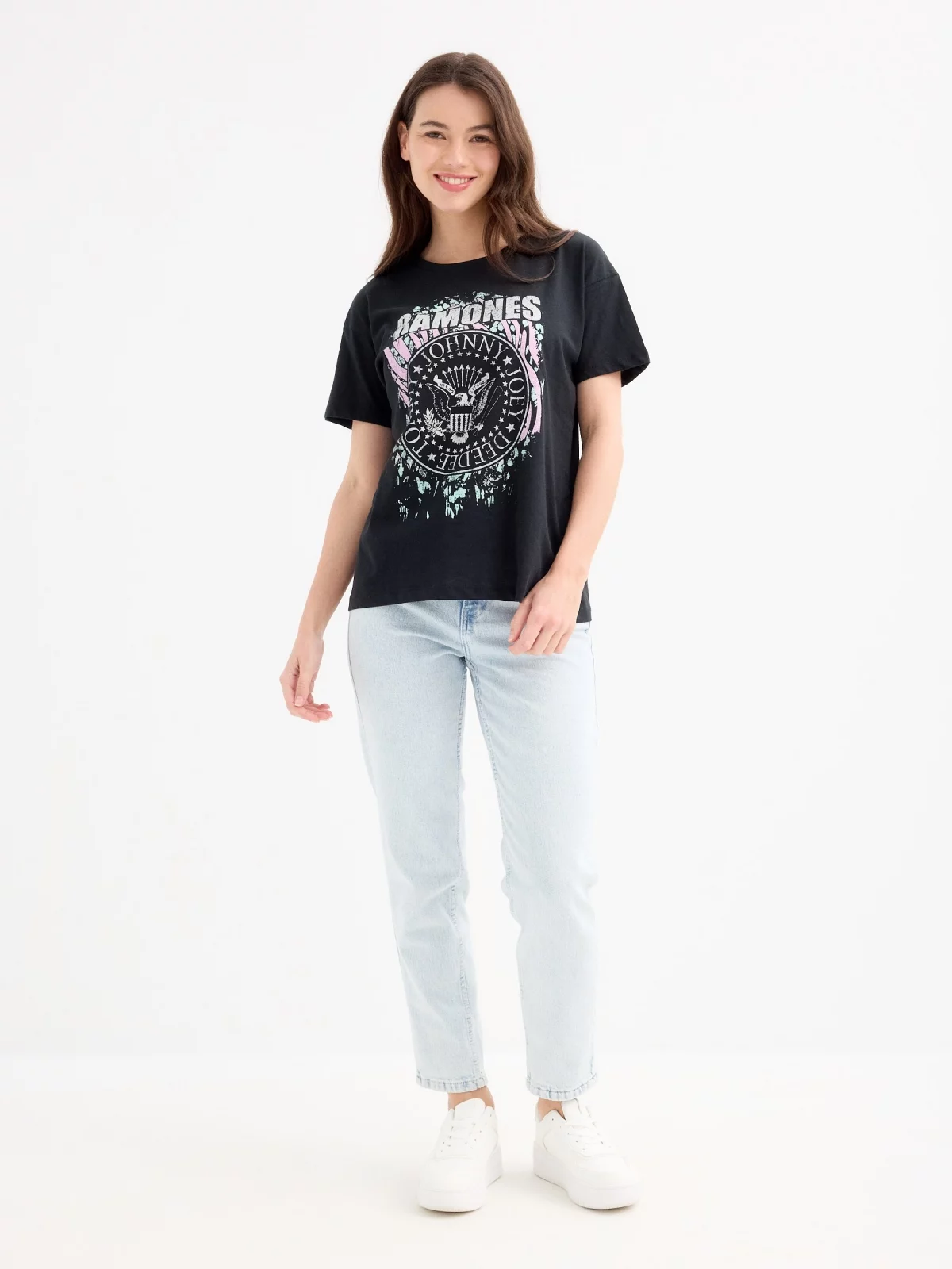 Camiseta Ramones negro vista general frontal