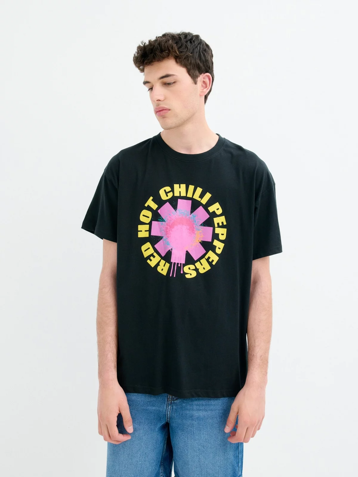 Camiseta Red Hot Chili Peppers negro vista media frontal