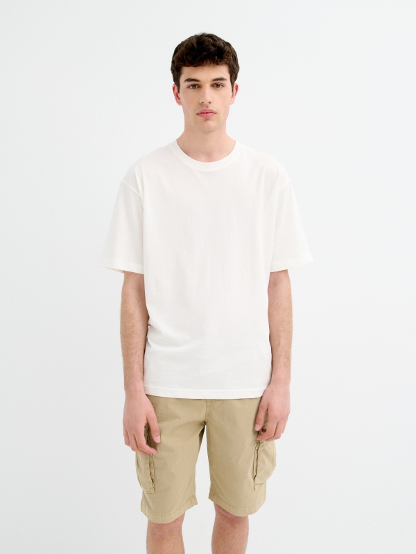 Bermuda cargo beige middle front view