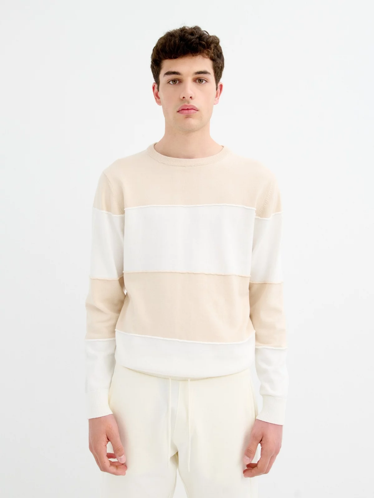 White and beige striped jersey white middle front view