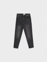 %Pto% Jeans mom slim básicos hihg rise negro vista frontal