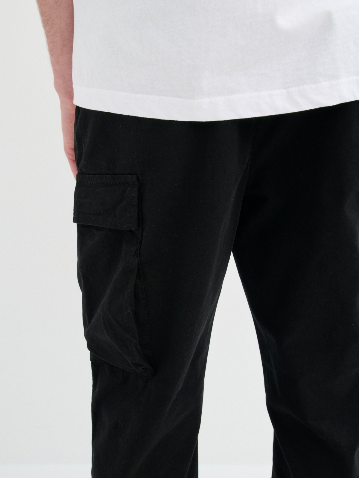 Cargo jogger pants black detail view