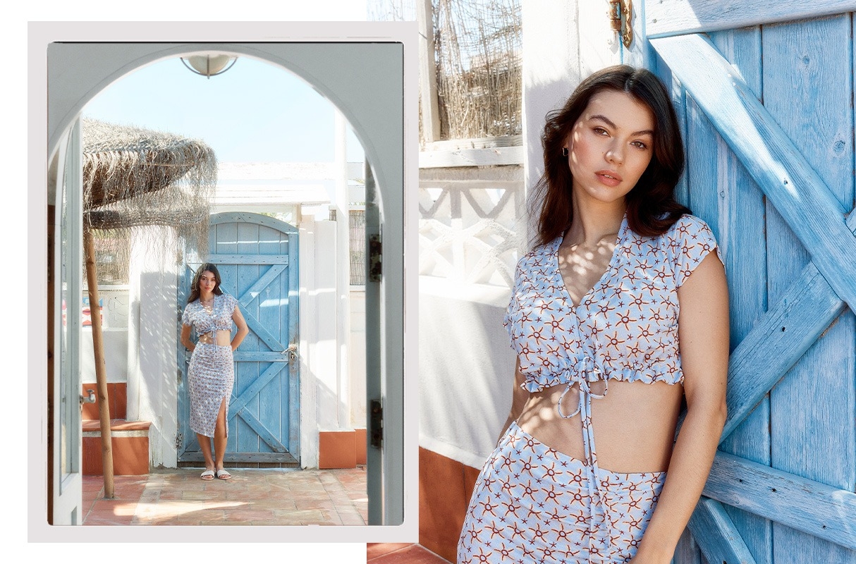 Top flowers and starfish light blue middle front view