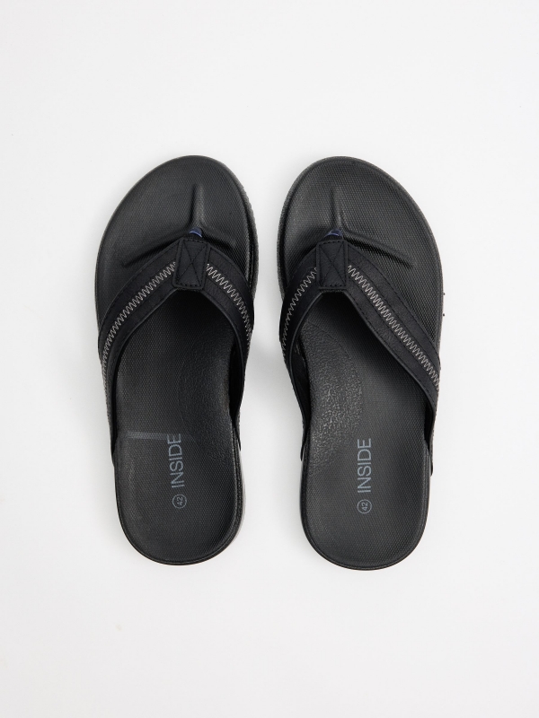 Chanclas efecto piel negro vista perfil