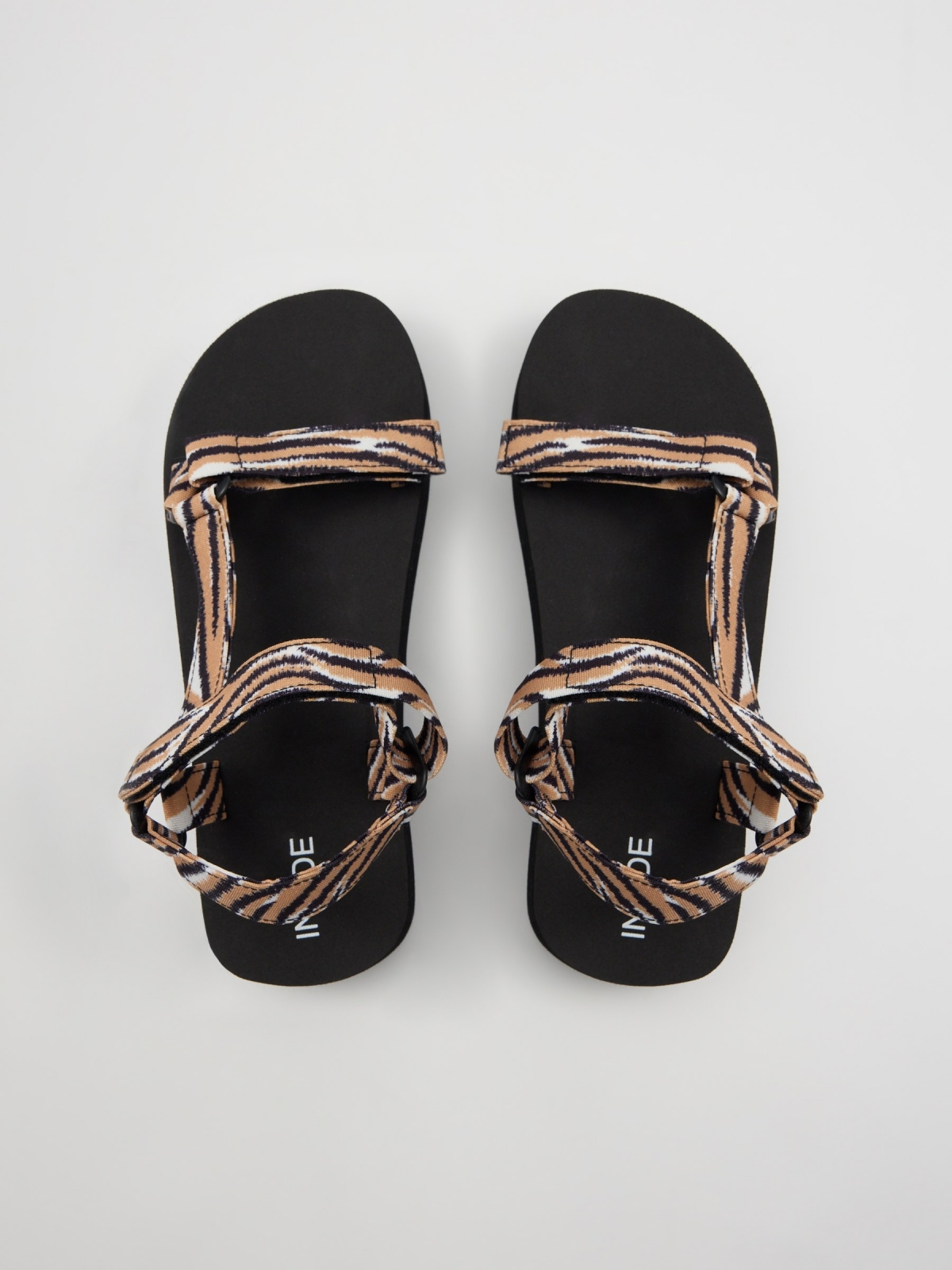 Platform sandals zebra straps black zenithal view