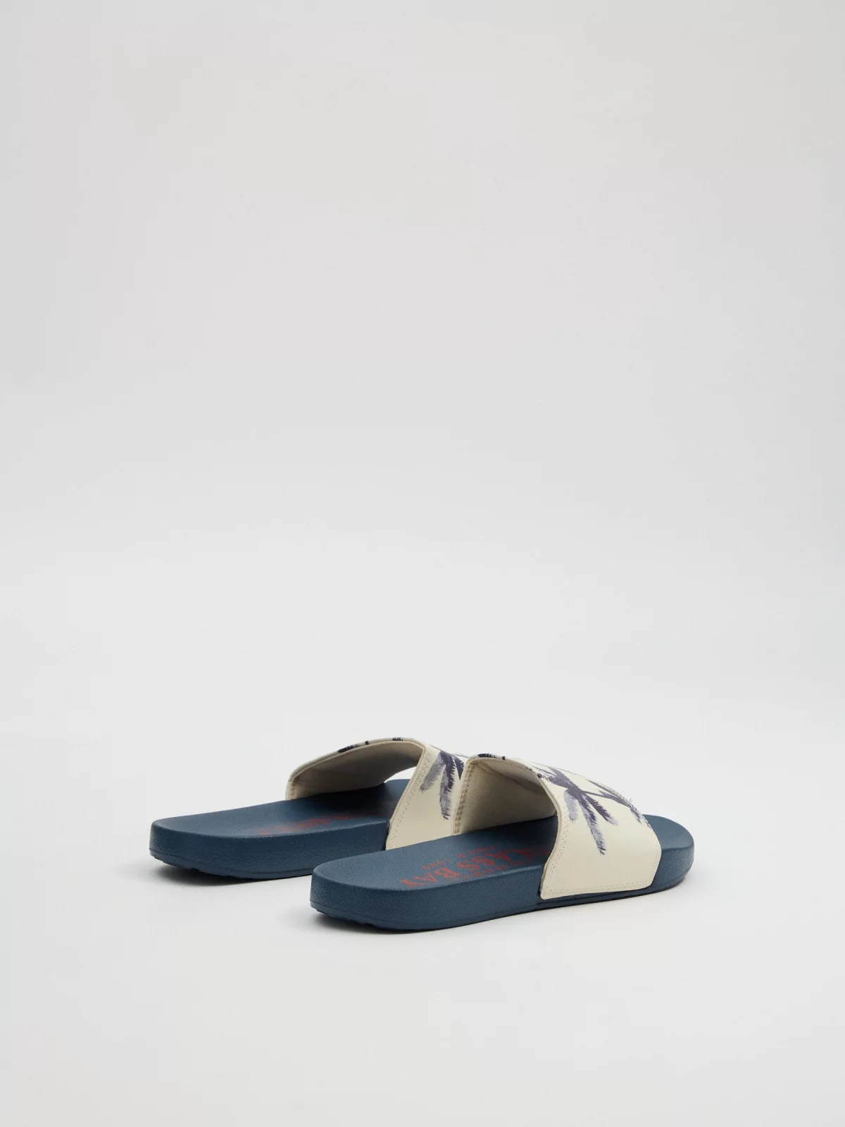 Flip-flops for palm trees sand 45º back view