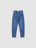 %Pto% Jeans mom slim azul vista frontal