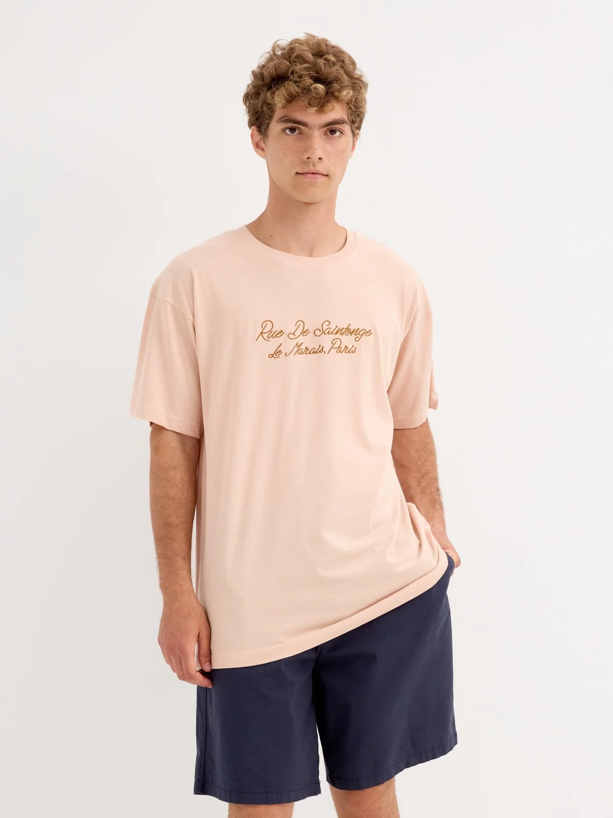 Short sleeve Paris t-shirt nude pink middle front view