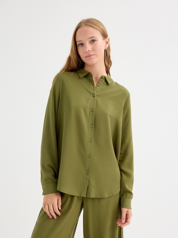 Fluid long-sleeve shirt green middle front view