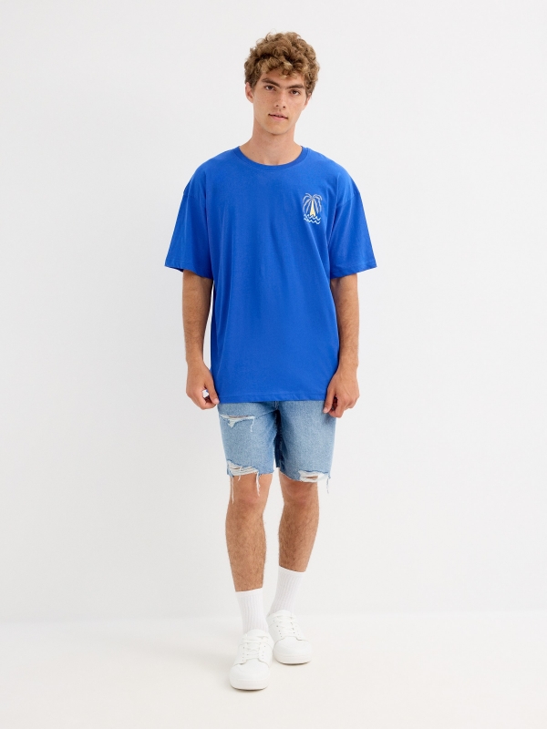 Camiseta Holly Days azul eléctrico vista geral frontal