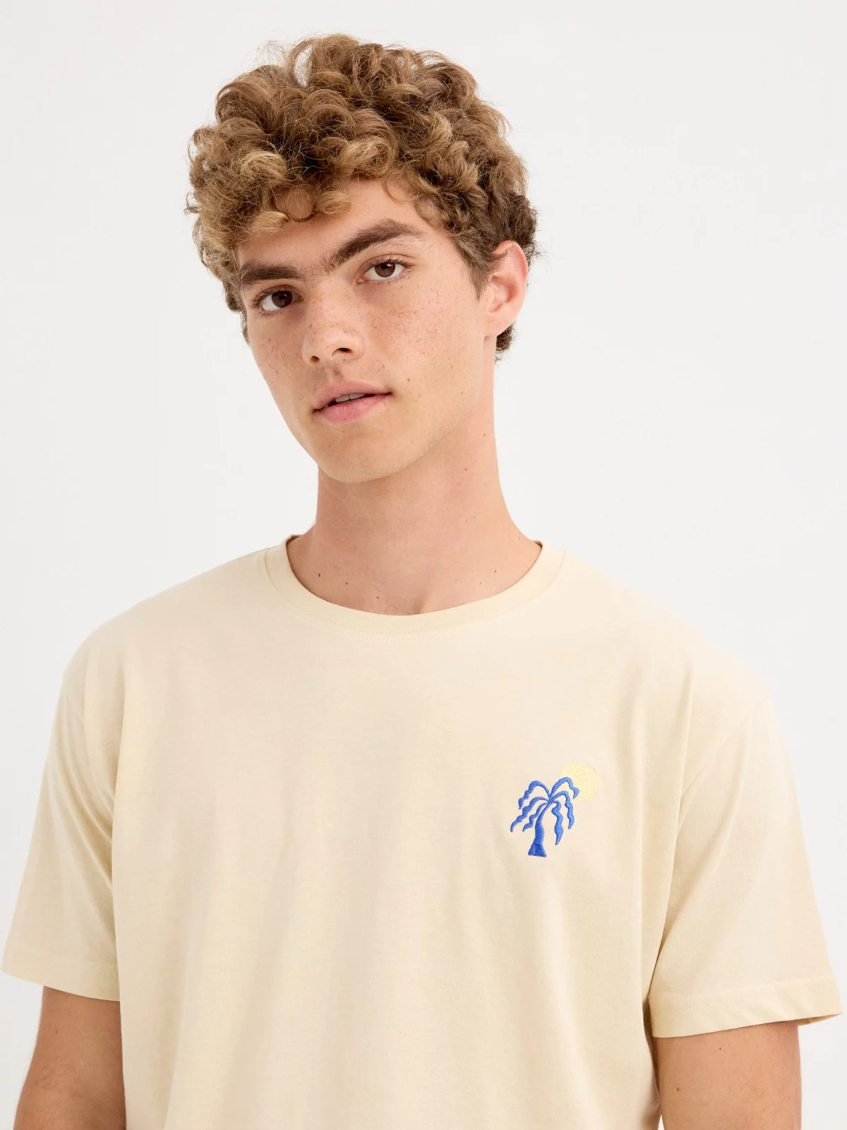  Palm tree t-shirt sand