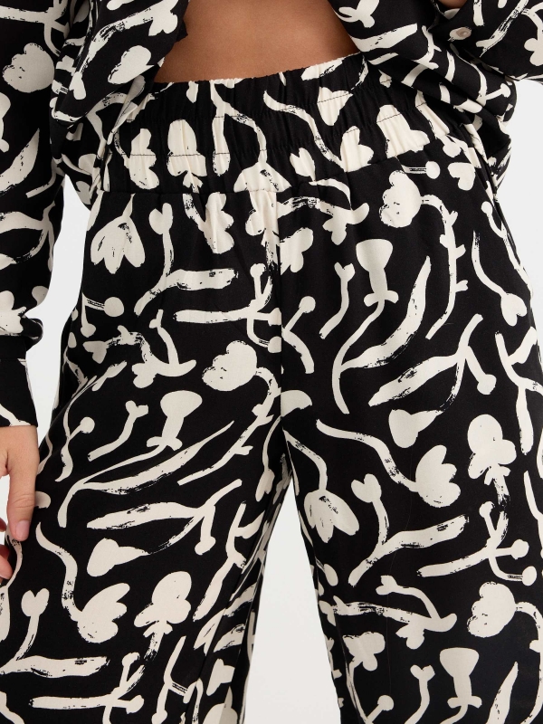  Printed wide leg pants black